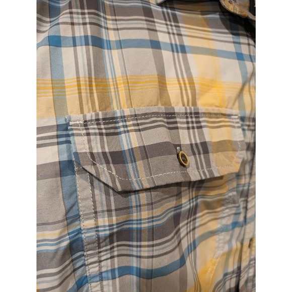 Prana Men's Button Down Short Sleeve Casual Shirt Size Large Fits Medium Too - Picture 3 of 4